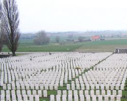 בית הקברות הצבאי הבריטי טיין קוט בבלגיה