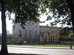 מבט על ארמון בקינגהאם מפארק סנט ג'יימס